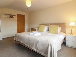 12 bedrooms, individually decorated, individually furnished, free WiFi - Hambleton House (Derby)