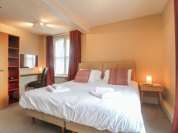 12 室のベッドルーム、客室ごとに異なる装飾、客室ごとに異なるインテリア、WiFi (無料)