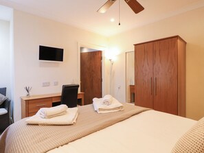 Cottage | Interior - Hambleton House (Derby)