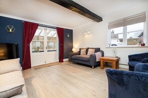 Living area - Hambleton House (Derby)