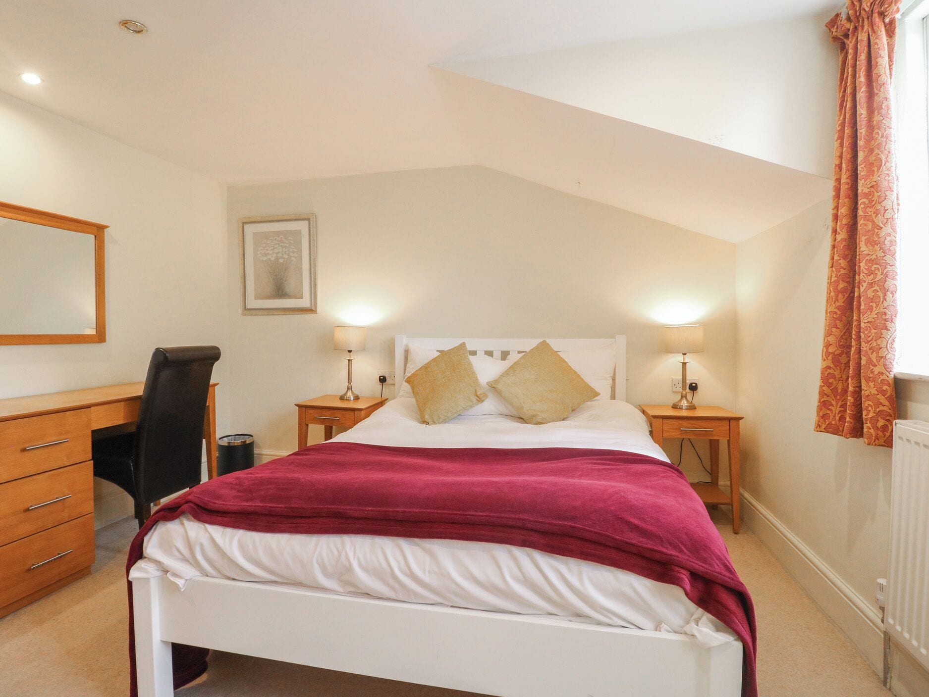 12 bedrooms, individually decorated, individually furnished, free WiFi