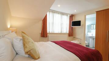 12 bedrooms, individually decorated, individually furnished, free WiFi