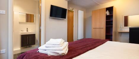 12 chambres, décoration personnalisée, ameublement personnalisé