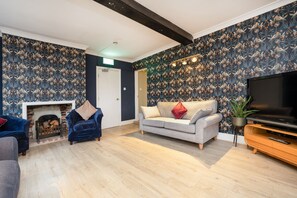 Living area - Hambleton House (Derby)