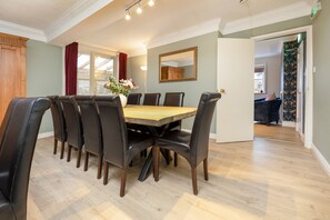 Dining - Hambleton House (Derby)