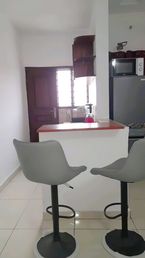 Fridge, microwave, oven, blender