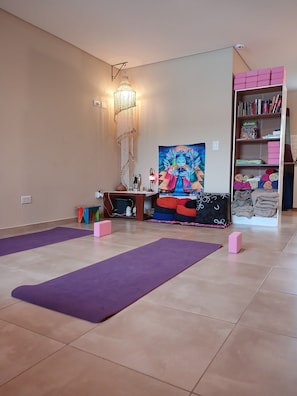 Body treatments, deep-tissue massages, Thai massages, sports massages
