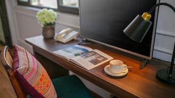 Deluxe Double Room, Mountain View | Premium bedding, memory foam beds, minibar, desk