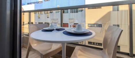 베이직 트리플룸 | 야외 식당