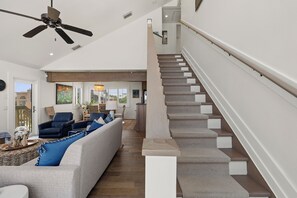 Smart TV, fireplace, offices, printers
