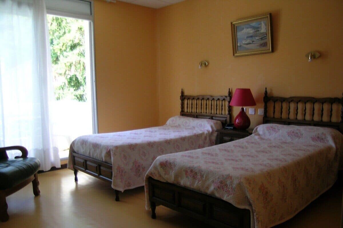 Classic Double or Twin Room, Balcony, Mountain View | In-room safe, iron/ironing board, free WiFi