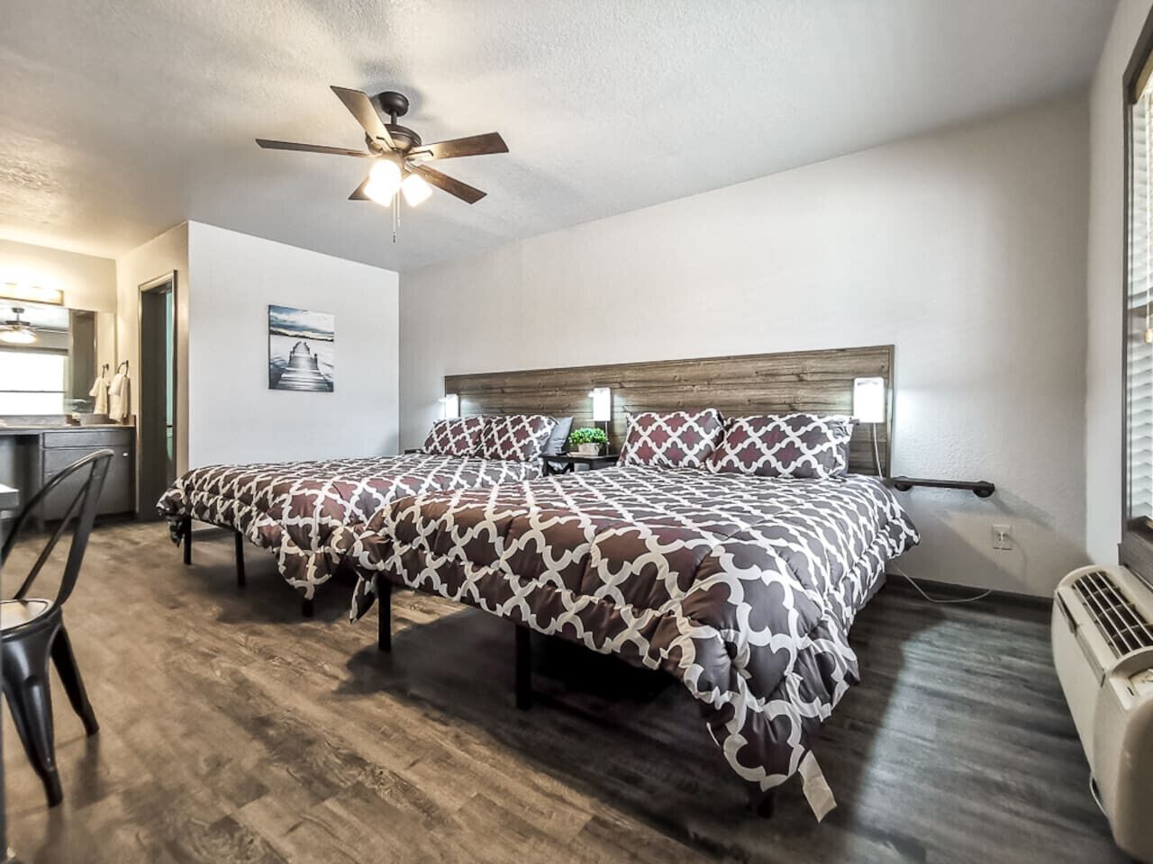 1 bedroom, WiFi, bed sheets