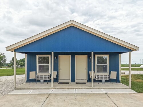 Double Queen Hotel Room