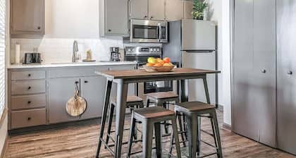 Freestanding 2 Bedroom Cabin