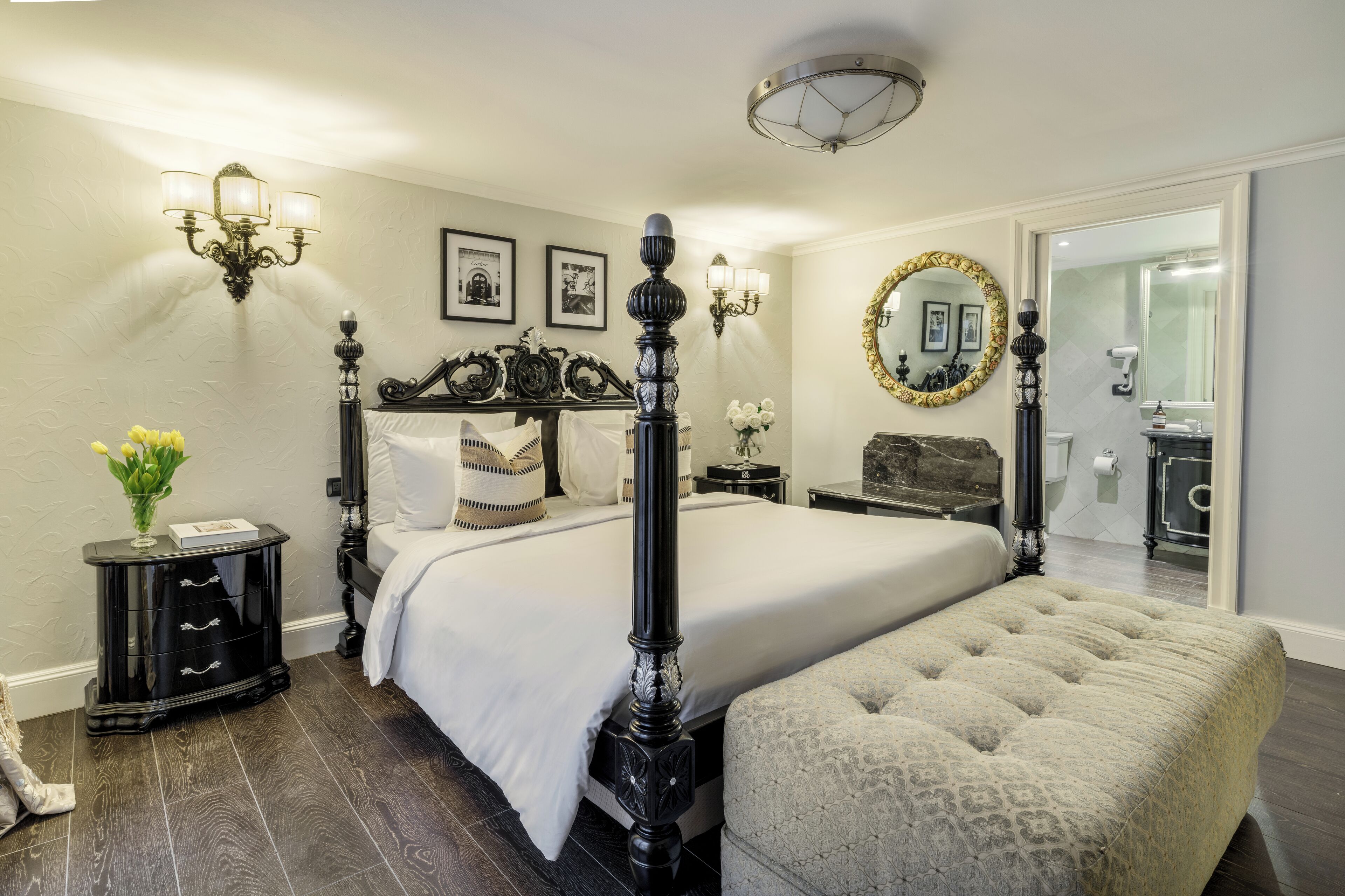 Habitación doble estándar | Caja de seguridad en la habitación, cortinas blackout y wifi gratis 