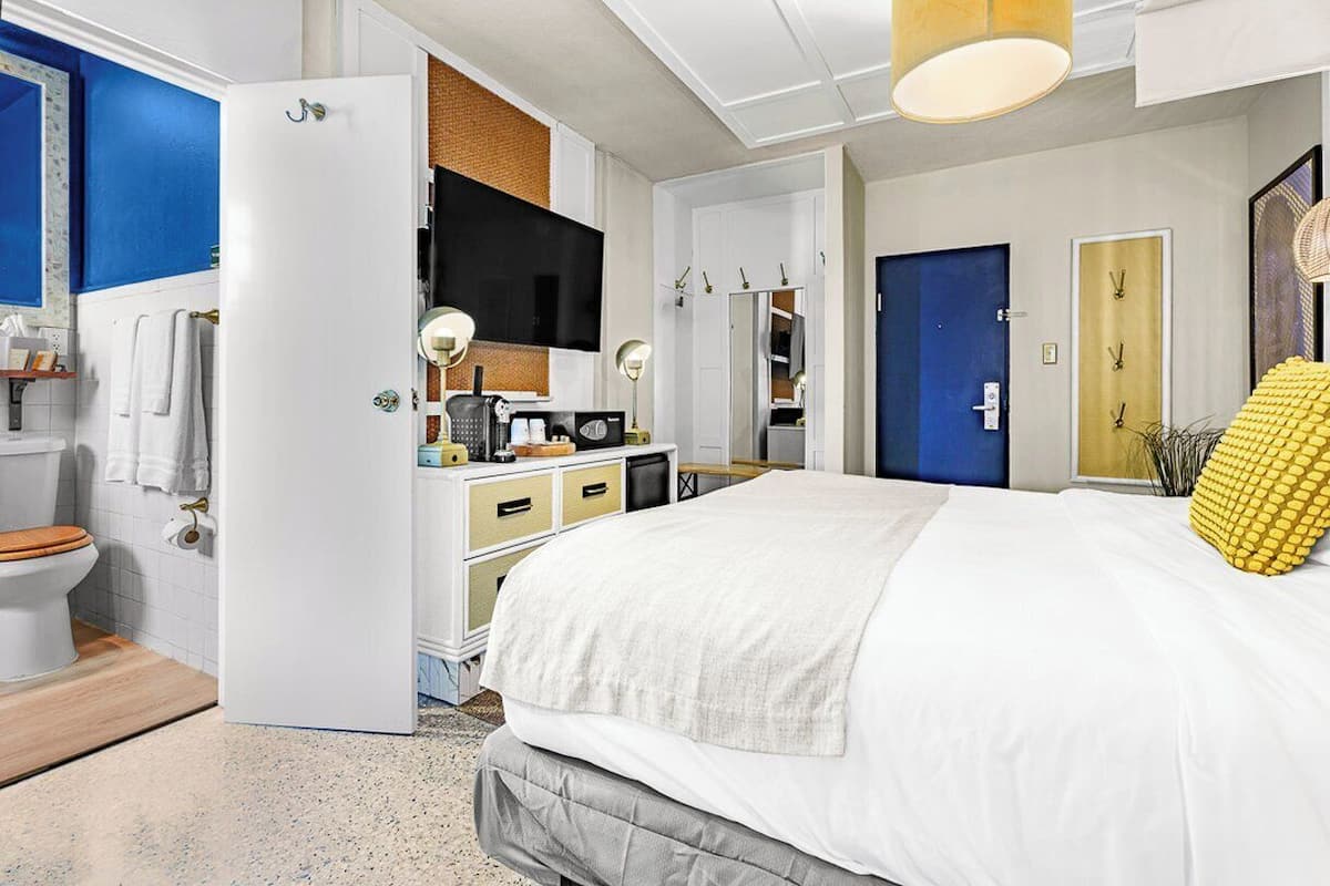 Standardrum - 1 kingsize-säng - utsikt mot lagunen