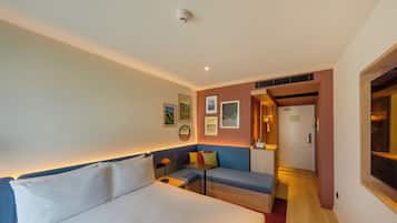 Matelas mémoire de forme, coffres-forts dans les chambres