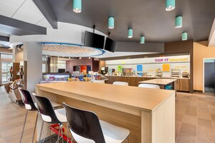Desayuno buffet incluido todos los días 