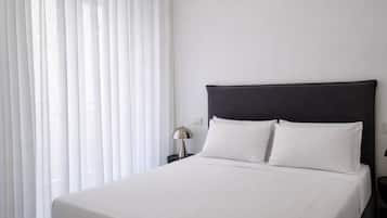 Apartment, 2 Bedrooms, Balcony, City View