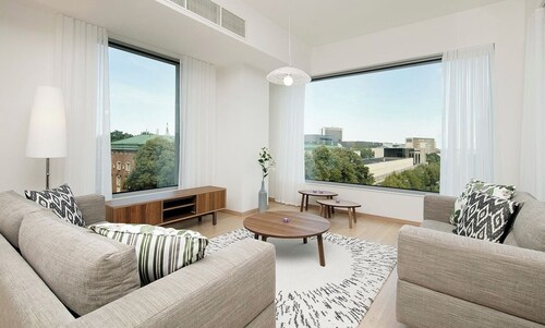 Luxury Apartment in Prime Area