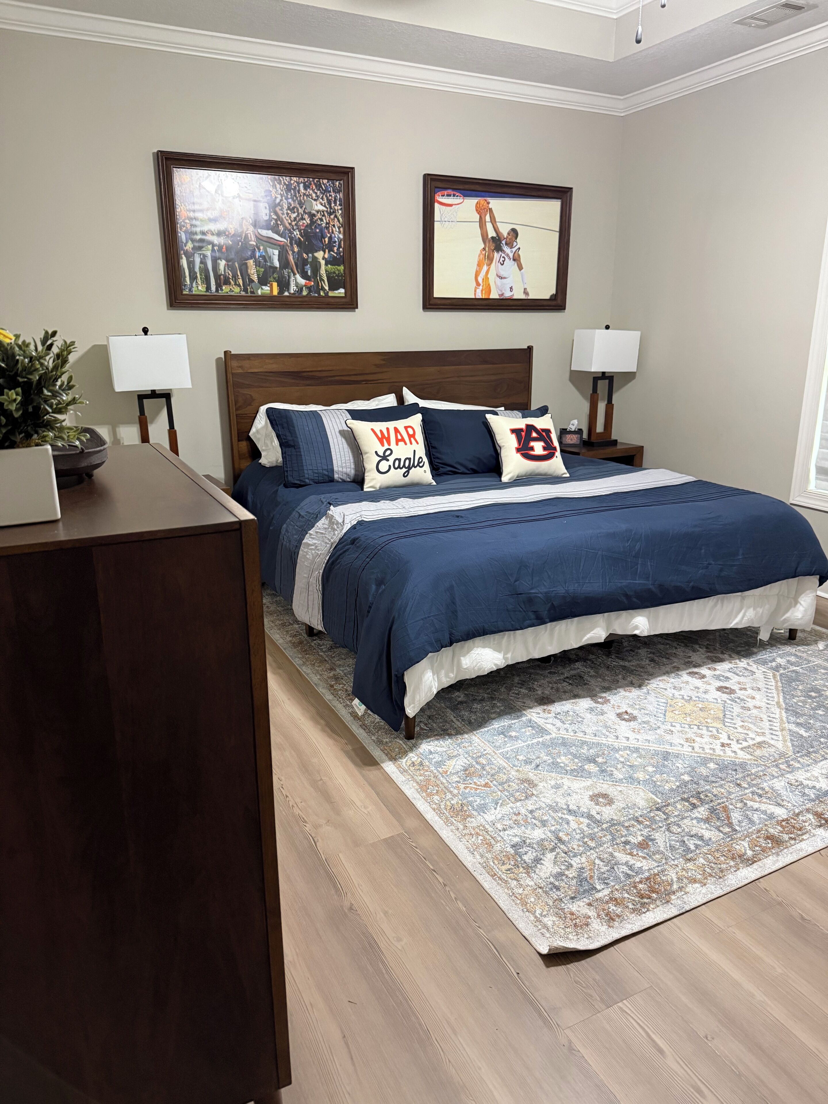 4 chambres, fer et planche à repasser, Wi-Fi, draps fournis