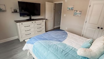 3 bedrooms, internet, bed sheets