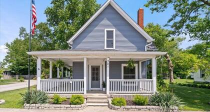 Downtown Whitestown Retreat with King Suite, Private Pool & Spacious Backyard