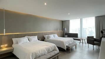 Deluxe Double Room | In-room safe, desk, iron/ironing board, free WiFi