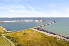 Beach nearby - The stylish first floor apartment "Pamir" at OstseeResort Olpenitz is just 10 meters from the water. (Kappeln)