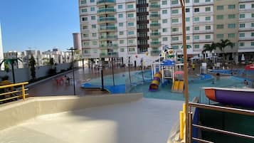 7 albercas al aire libre