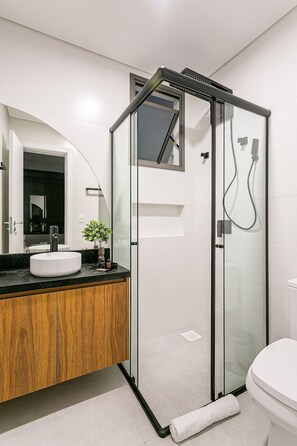 Hair dryer, towels