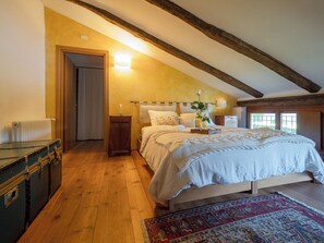 4 bedrooms, desk, iron/ironing board, free WiFi - Foresteria Casaforte Bergum at the gates of Cividale (Friuli-Venezia Giulia)