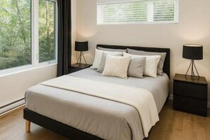 2 bedrooms, desk, iron/ironing board, free WiFi