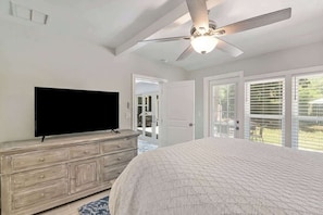 4 chambres, fer et planche à repasser, Wi-Fi gratuit, draps fournis