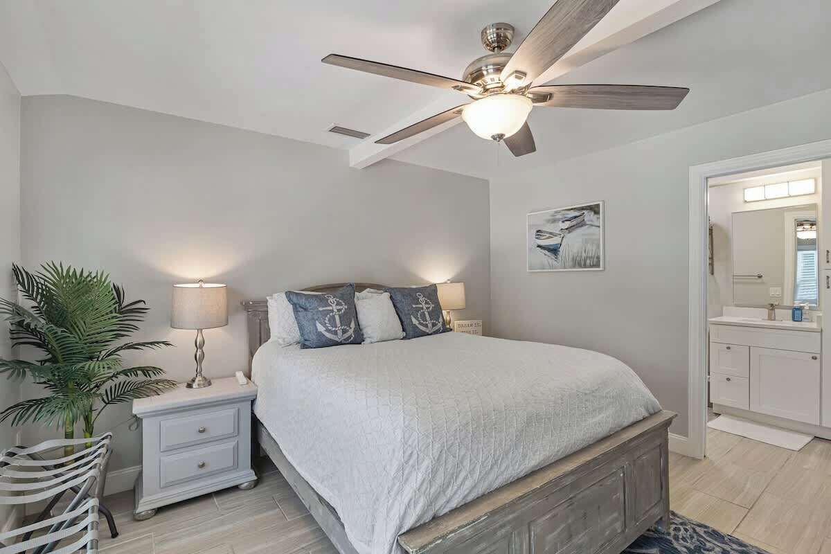 4 soverom, strykejern/-brett, wi-fi (inkludert) og sengetøy