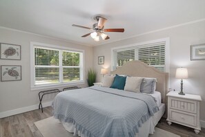 4 bedrooms, iron/ironing board, free WiFi, bed sheets