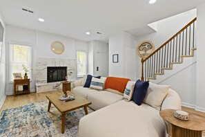 TV, fireplace
