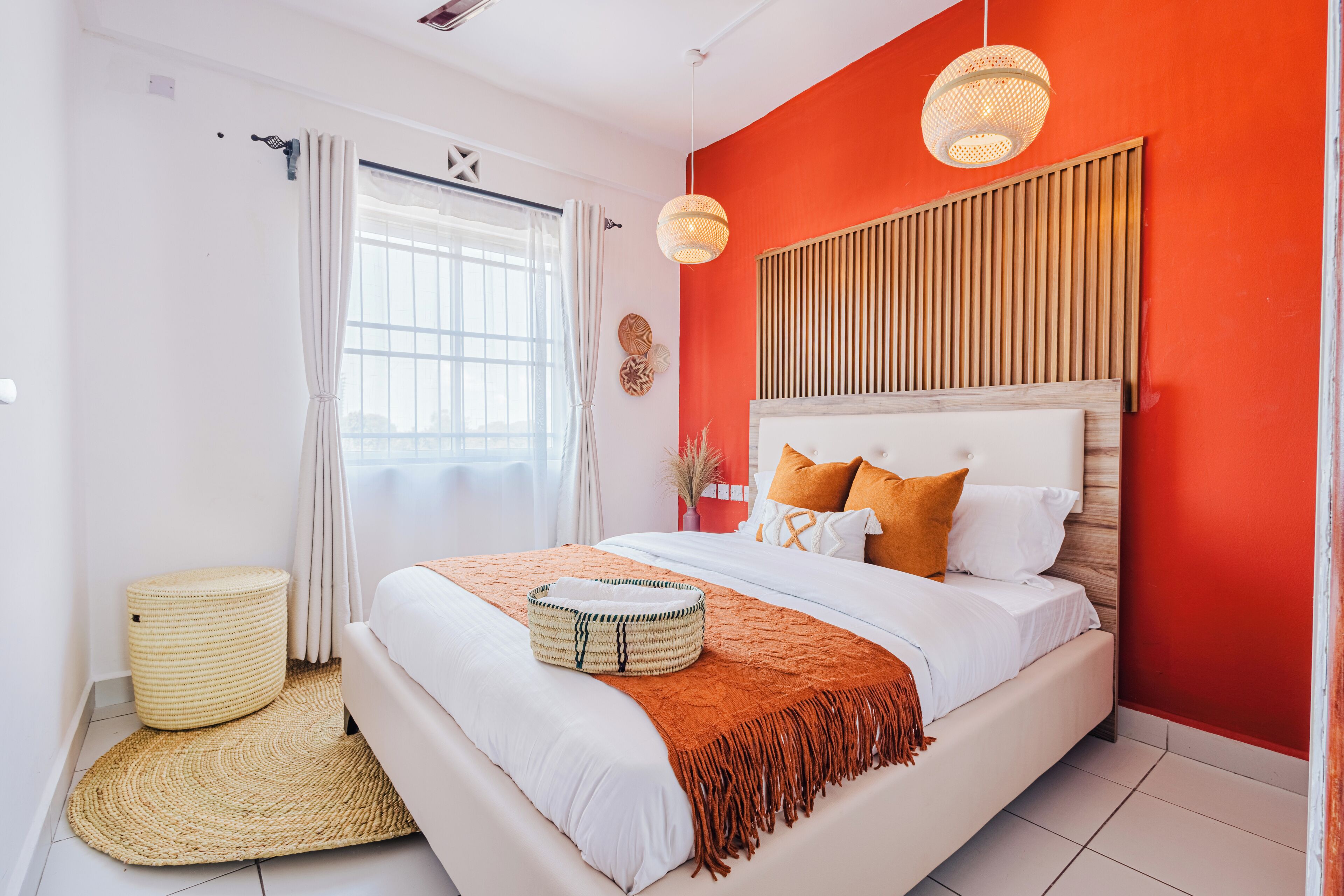 2 chambres, fer et planche à repasser, Wi-Fi, draps fournis