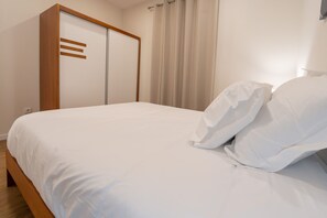 2 bedrooms, iron/ironing board, free WiFi, bed sheets - Casa do Moinho by Mill Escapes (Funchal)