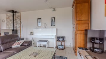 TV, DVD player, stereo