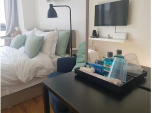 1 chambre, fer et planche à repasser, Wi-Fi, draps fournis