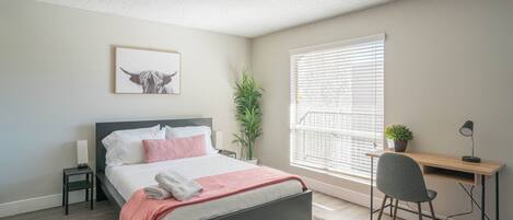 1 bedroom, desk, iron/ironing board, free WiFi