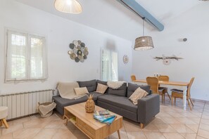 TV, DVD player, table tennis