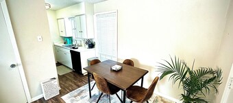 Charming 1-bedroom apartment in amazing Bay City with AC