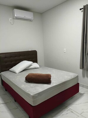 2 bedrooms, WiFi - Ground floor of the residential complex Located 5 minutes from Bombas beach. (Bombas Bombinhas)