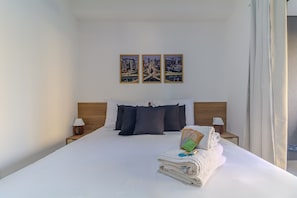 Blackout drapes, soundproofing, iron/ironing board, free WiFi