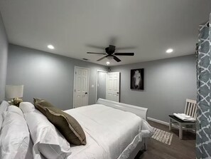 3 bedrooms, iron/ironing board, WiFi, bed sheets