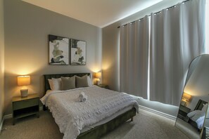 1 soverom, skrivebord, strykejern/-brett og wi-fi (inkludert)