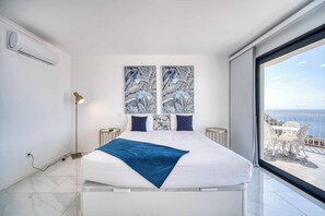 4 bedrooms, WiFi, bed sheets