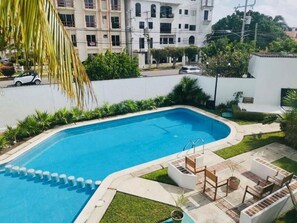 Outdoor pool - Comfortable and centrally located loft with swimming pool. (Cancún)